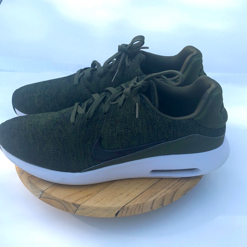 Nike Air Max Sneakers